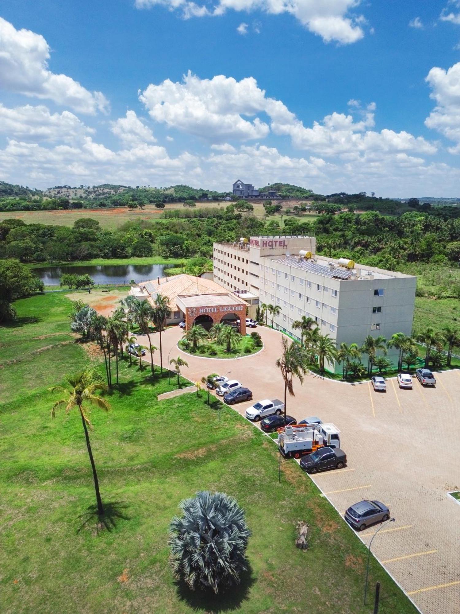 Liguori Hotel Триндади Екстериор снимка
