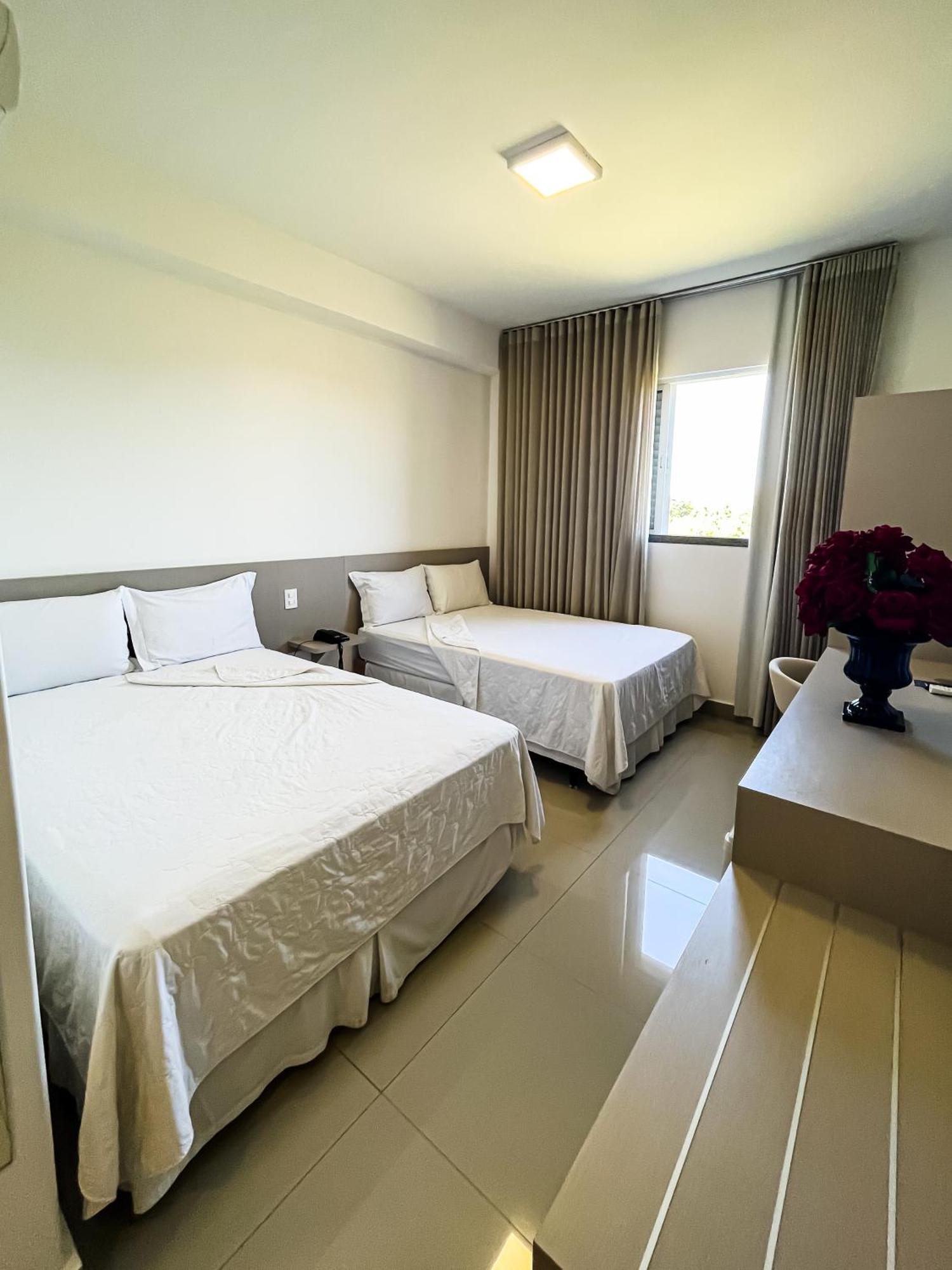 Liguori Hotel Триндади Екстериор снимка